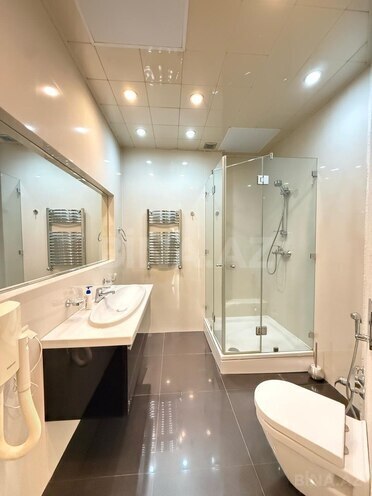 Продаётся 3-комн. новостройка 130 м², м. Элмляр Академиясы, photo 11 from 14