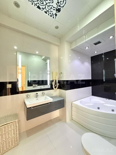 Продаётся 3-комн. новостройка 130 м², м. Элмляр Академиясы, photo 10 from 14