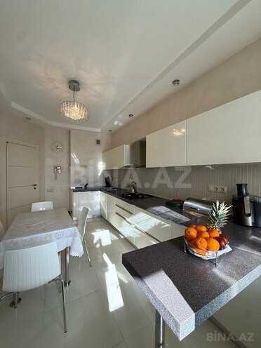 Продаётся 3-комн. новостройка 130 м², м. Элмляр Академиясы, photo 5 from 14