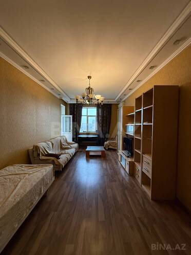 Продаётся 2-комн. новостройка 97 м², м. Иншаатчылар, photo 1 from 11