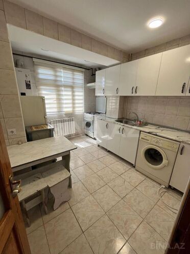 İcarəyə verilir 2 otaqlı köhnə tikili 65 m², Neftçilər m., photo 1 from 8