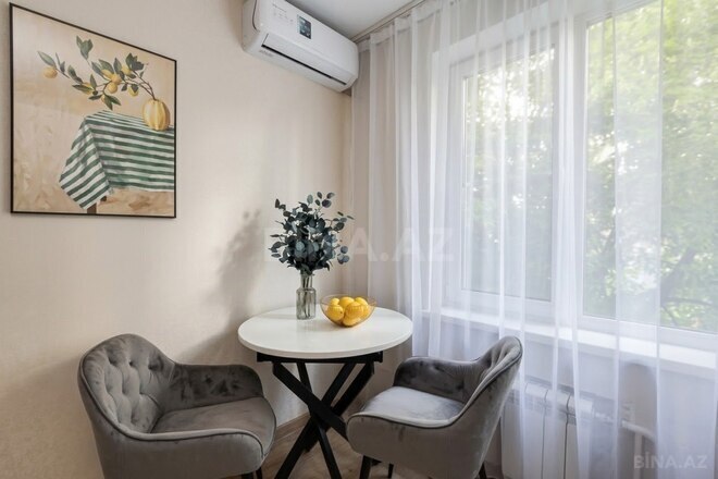 Satılır 3 otaqlı köhnə tikili 90 m², Nəsimi m., photo 6 from 8