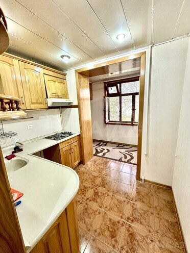 Продается 3-комн. вторичка 85 м², м. Нариман Нариманов, photo 1 from 18
