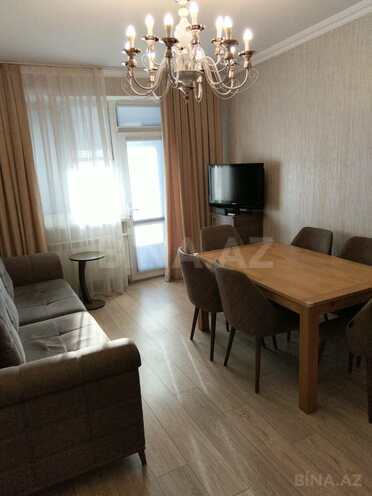 Продаётся 3-комн. вторичка 70 м², м. Нариман Нариманов, photo 3 from 15