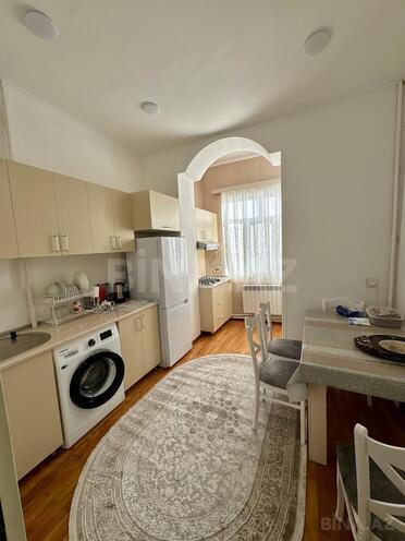 İcarəyə verilir 2 otaqlı köhnə tikili 70 m², 28 May m., photo 11 from 20