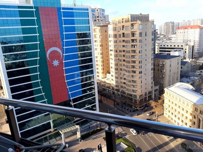 İcarəyə verilir 3 otaqlı yeni tikili 185 m², Nizami m., photo 17 from 19