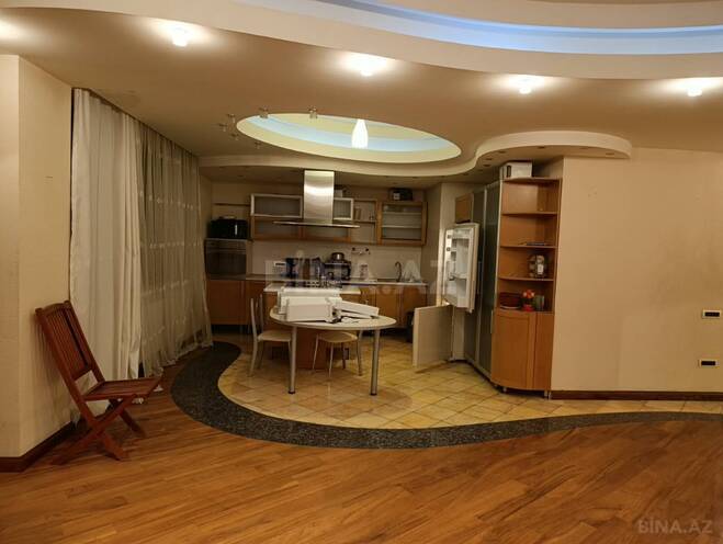 İcarəyə verilir 4 otaqlı köhnə tikili 175 m², İçəri Şəhər m., photo 3 from 14
