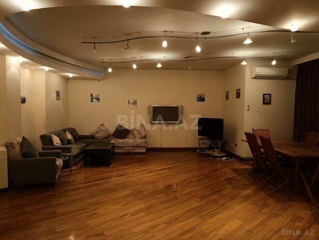 İcarəyə verilir 4 otaqlı köhnə tikili 175 m², İçəri Şəhər m., photo 10 from 14