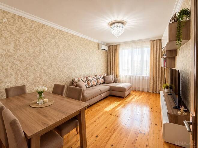 Продаётся 2-комн. вторичка 65 м², м. Халглар Достлугу, photo 1 from 10