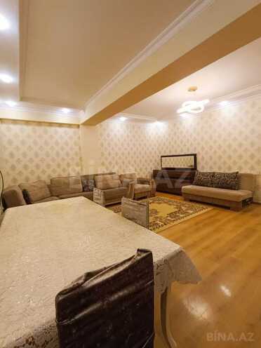 Сдаётся 2-комн. новостройка 80 м², м. Иншаатчылар, photo 1 from 24