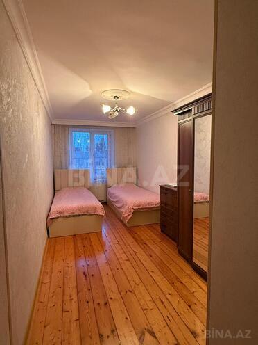 Satılır 3 otaqlı köhnə tikili 75 m², Bakıxanov q., photo 4 from 19