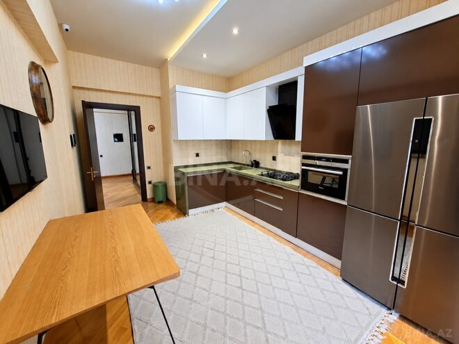 Сдаётся 3-комн. новостройка 160 м², м. 28 мая, photo 4 from 12