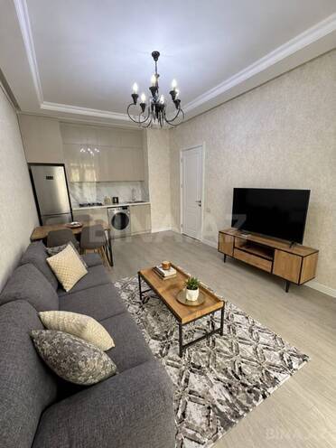Сдается 2-комн. новостройка 60 м², м. Ази Асланов, photo 3 from 14