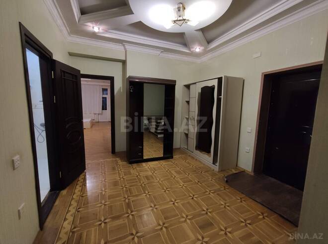 Сдается 3-комн. новостройка 150 м², м. Нефтчиляр, photo 4 from 14