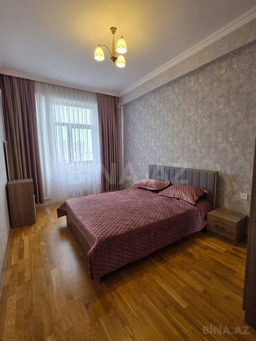 Сдается 2-комн. новостройка 70 м², м. Нефтчиляр, photo 4 from 10