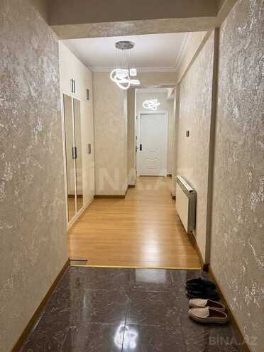 Сдается 3-комн. новостройка 110 м², м. Иншаатчылар, photo 7 from 10
