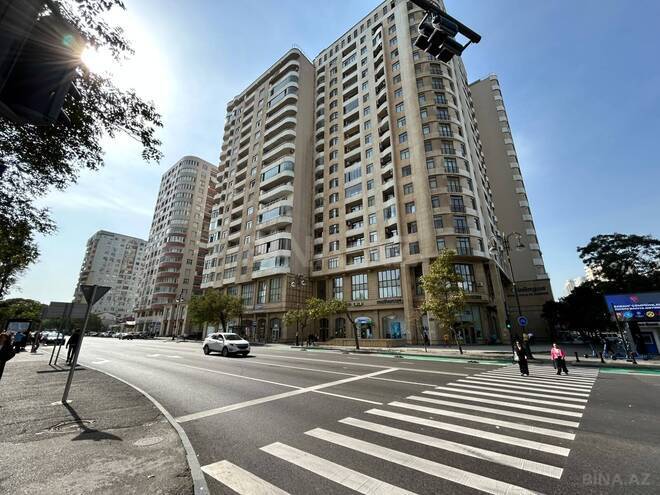 Продается 4-комн. новостройка 216 м², м. Элмляр Академиясы, photo 1 from 7