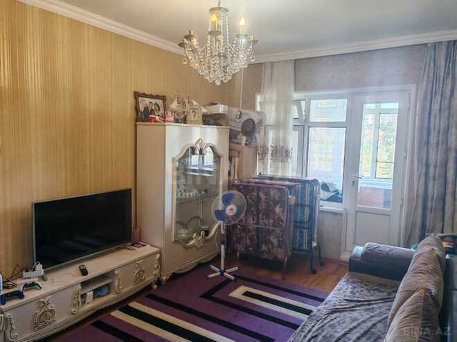 Продаётся 2-комн. вторичка 65 м², м. Ази Асланов, photo 1 from 10