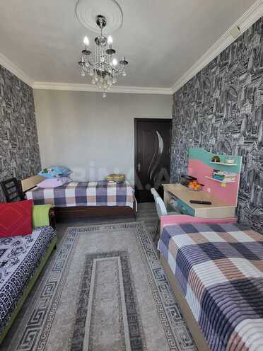 Satılır 3 otaqlı köhnə tikili 75 m², Yeni Günəşli q., photo 1 from 14