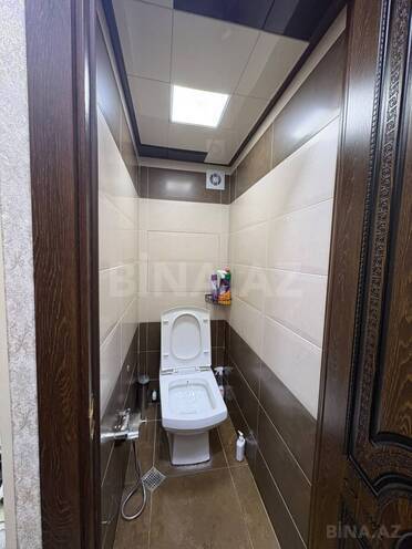 Продаётся 3-комн. вторичка 65 м², м. Ази Асланов, photo 23 from 32