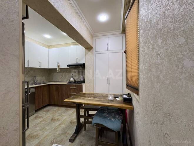Продаётся 3-комн. вторичка 65 м², м. Ази Асланов, photo 19 from 32
