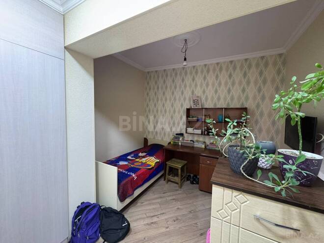 Продаётся 3-комн. вторичка 65 м², м. Ази Асланов, photo 15 from 32