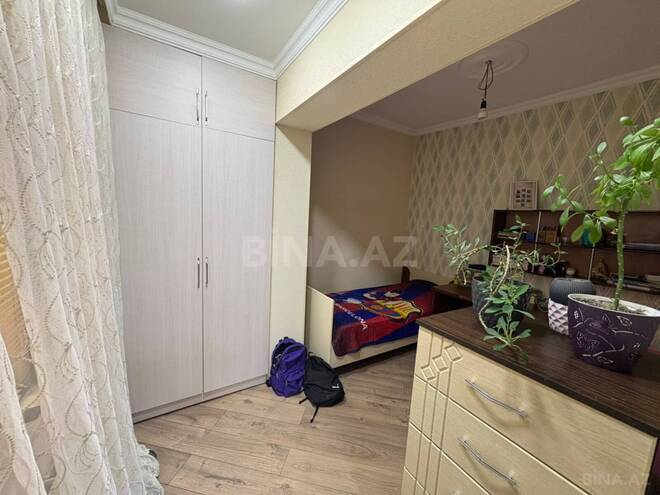 Продаётся 3-комн. вторичка 65 м², м. Ази Асланов, photo 14 from 32
