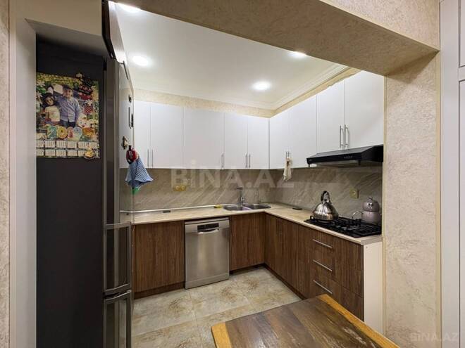 Продаётся 3-комн. вторичка 65 м², м. Ази Асланов, photo 20 from 32