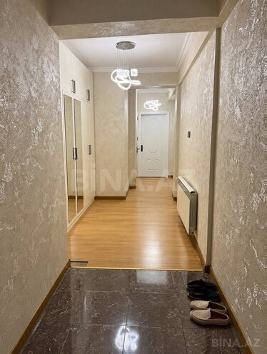 Сдаётся 3-комн. новостройка 110 м², м. Иншаатчылар, photo 9 from 10