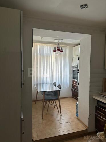 Продаётся 3-комн. вторичка 60 м², м. Низами, photo 6 from 8