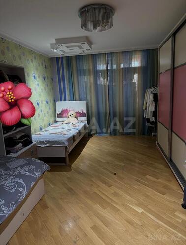Продаётся 3-комн. вторичка 60 м², м. Низами, photo 4 from 8