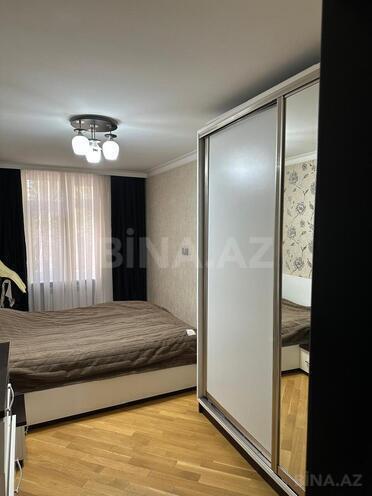 Продаётся 3-комн. вторичка 60 м², м. Низами, photo 3 from 8