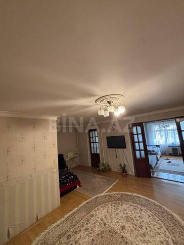 Satılır 3 otaqlı köhnə tikili 90 m², Qaraçuxur q., photo 1 from 10