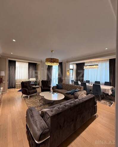 Satılır 4 otaqlı yeni tikili 231 m², 28 May m., photo 1 from 16