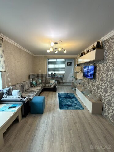 Satılır 2 otaqlı köhnə tikili 47 m², İnşaatçılar m., photo 1 from 11