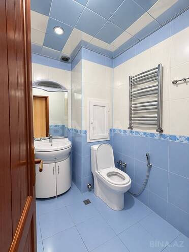Продается 3-комн. вторичка 80 м², м. 20 января, photo 17 from 18