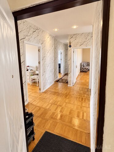 Satılır 4 otaqlı köhnə tikili 135 m², 20 Yanvar m., photo 5 from 14