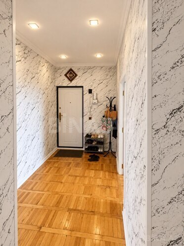 Satılır 4 otaqlı köhnə tikili 135 m², 20 Yanvar m., photo 8 from 14