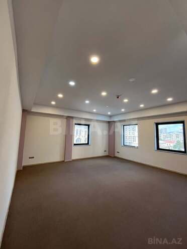 İcarəyə verilir 4 otaqlı ofis 245 m², 28 May m., photo 5 from 14