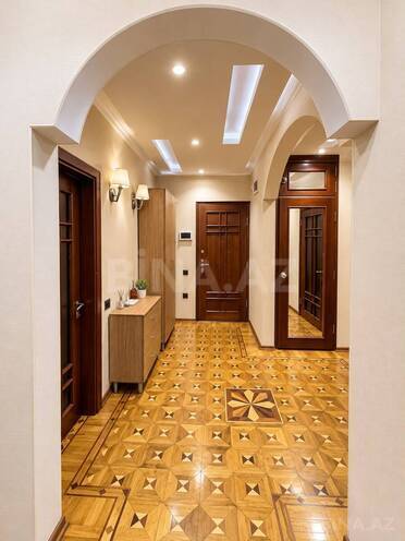 Продаётся 3-комн. вторичка 85 м², м. Ази Асланов, photo 6 from 9