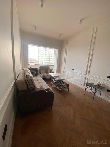 Продается 2-комн. новостройка 69 м², Бинагадинский р., photo 1 from 10