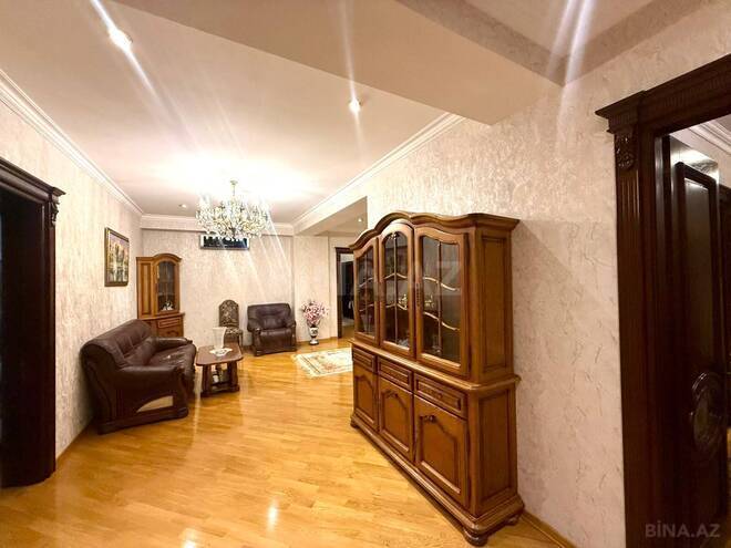 Satılır 4 otaqlı yeni tikili 240 m², Nizami m., photo 15 from 16