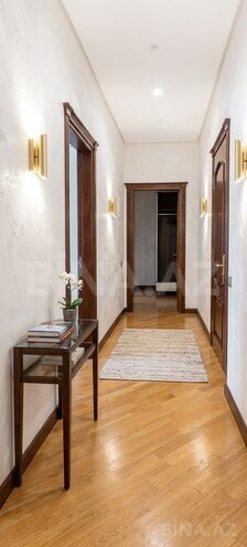 İcarəyə verilir 3 otaqlı yeni tikili 150 m², Nizami m., photo 5 from 8
