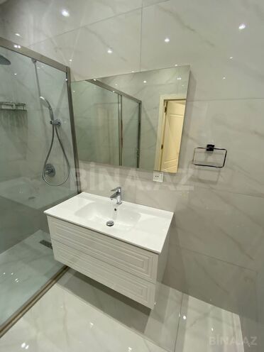 Сдается 2-комн. новостройка 92 м², м. 8 ноября, photo 11 from 14