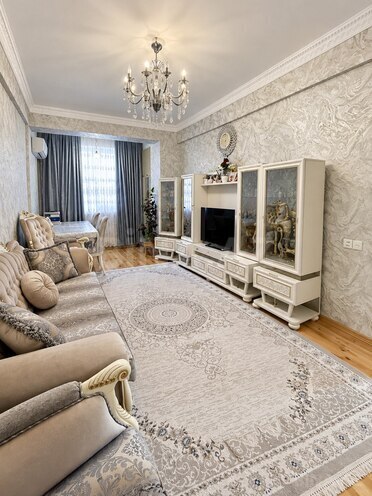 Продаётся 2-комн. новостройка 80 м², м. Иншаатчылар, photo 1 from 12