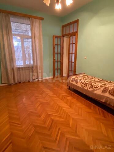 Satılır 7 otaqlı həyət evi/bağ evi 321 m², Bakıxanov q., photo 9 from 16
