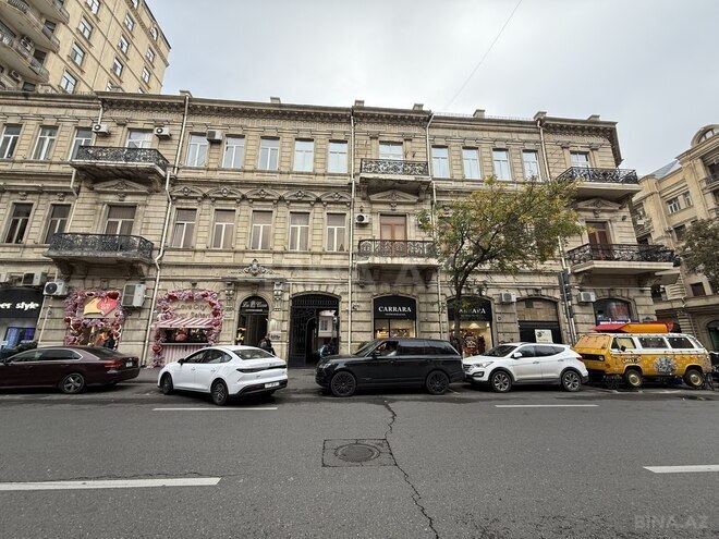 Satılır 1 otaqlı köhnə tikili 24 m², Sahil m., photo 3 from 12