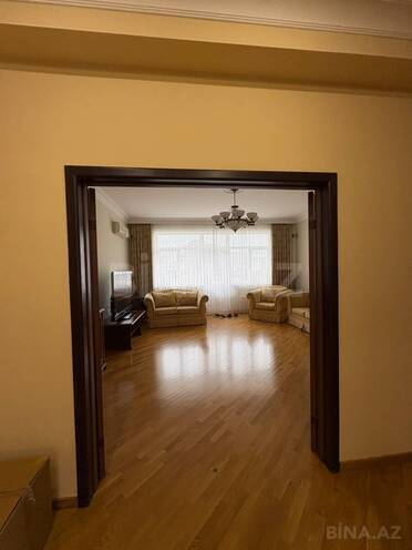 Сдается 3-комн. новостройка 165 м², м. 28 мая, photo 5 from 26