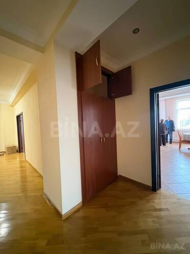 Сдается 3-комн. новостройка 165 м², м. 28 мая, photo 20 from 26