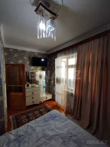 Продается 3-комн. вторичка 70 м², Абшеронcкий  р., photo 10 from 32